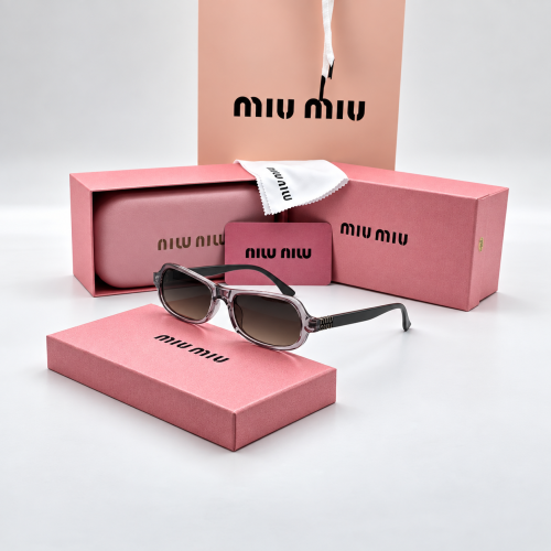 نظارة Miu Miu النسائية الفاخره