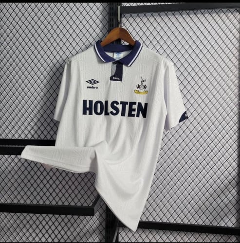 تيشيرت توتنهام كلاسيكي 2023