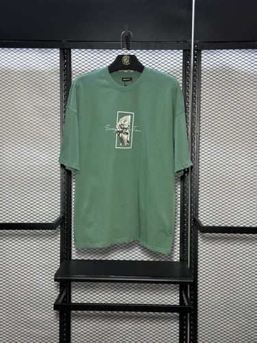 تيشيرت اوفر سايز BREEZY اللون الزيتي