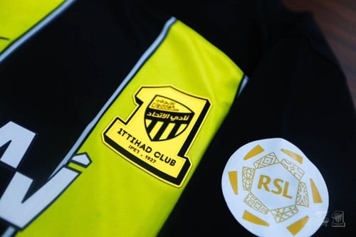تيشيرت الاتحاد السعودي الأساسي موسم 23/24