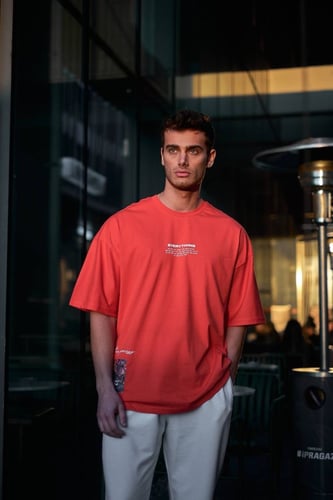 تيشيرت اوفر سايز BREEZY اللون الاورنج