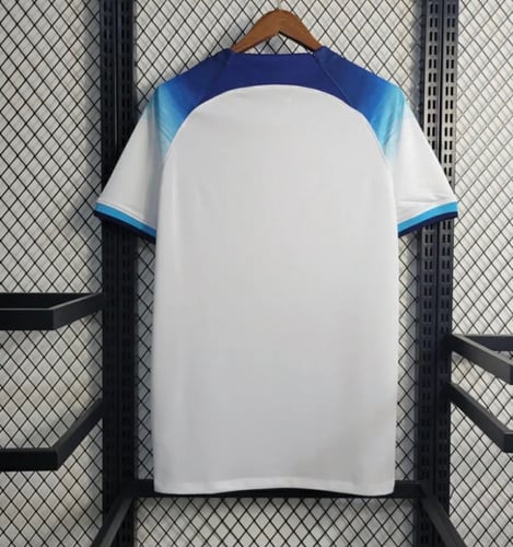 تيشيرت منتخب انجلترا الاساسي 2023