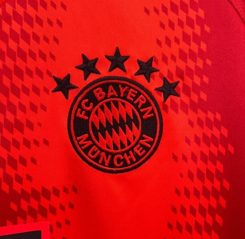 تيشيرت بايرن ميونخ الاساسي موسم 25/24