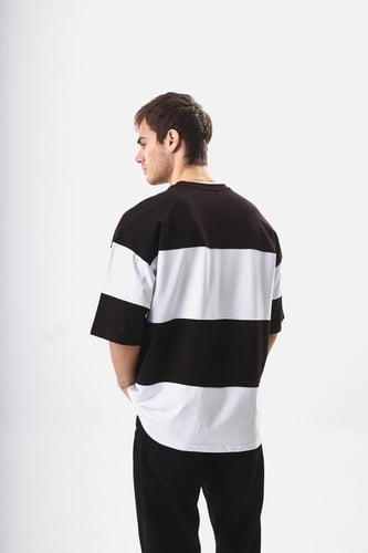 تيشيرت اوفر سايز BREEZY ابيض و اسود