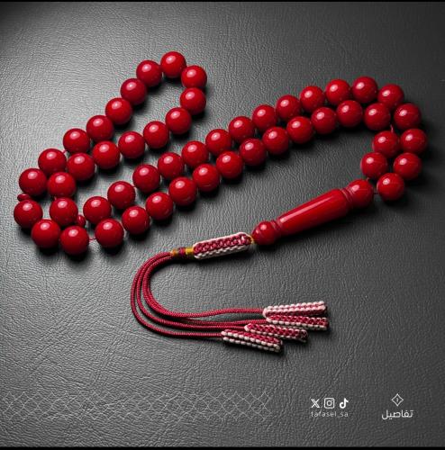 بكلايت لون احمر - كركوشة تفصيل يدوي