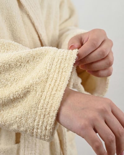 عاجي كريمي روب حمام | ألوان الربيع