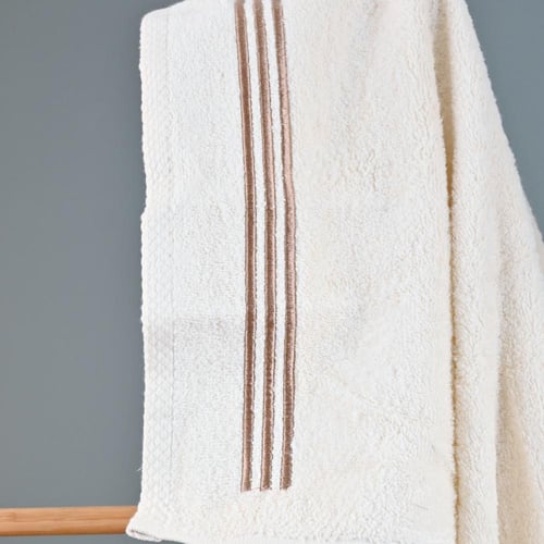 طقم أرواب الاستحمام العصرية ( 6 قطع مطزر ) من أنسا...