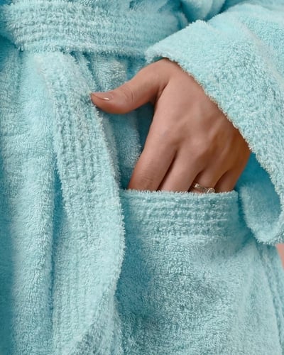 أزرق سماوي روب حمام | ألوان الربيع