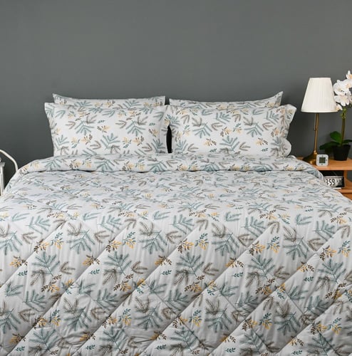 طقم لحاف بنقش نباتي