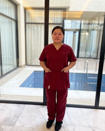 سكرب بلون عنابي