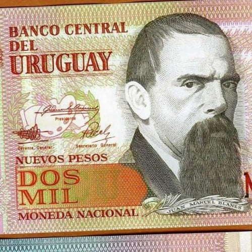 الاوروغواي فئة 2000 بيزو أنسر اصدار قديم