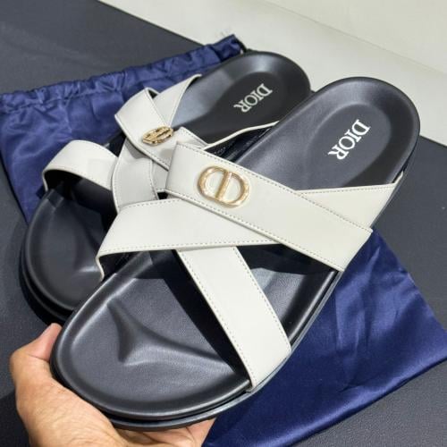 صندل ديور ماستر كولتي