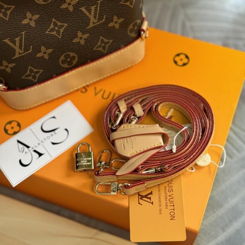 شنطه لويس فيتون نسائي بني