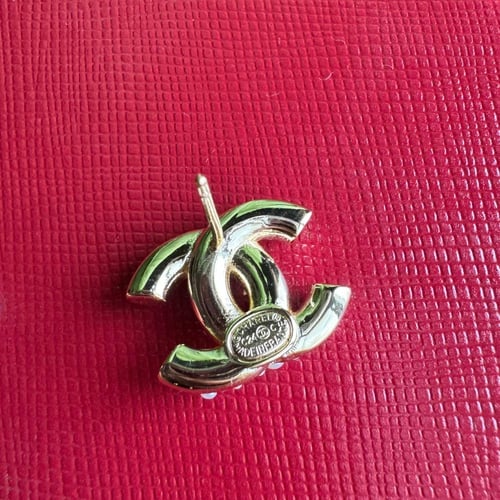 حلق شانيل ذهبي ماستر كولتي