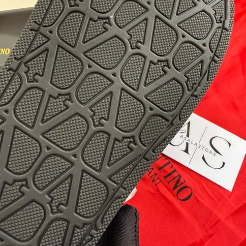 صندل فلنتينو رجالي ماستر