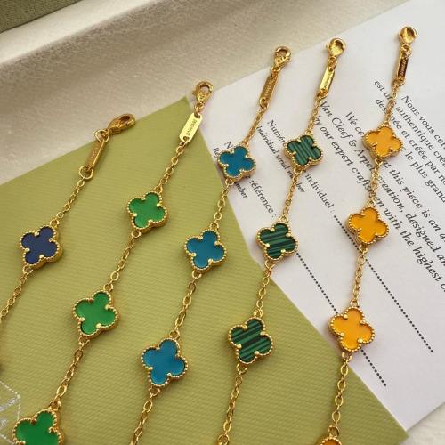 اساور فاين كليف ماستر ذهبي