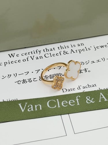 خواتم فاين كليف فصوص