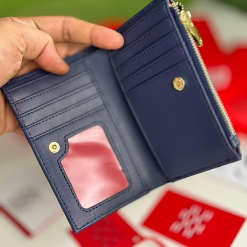 محافظ سي أتش درجه اولى مع الملحقات