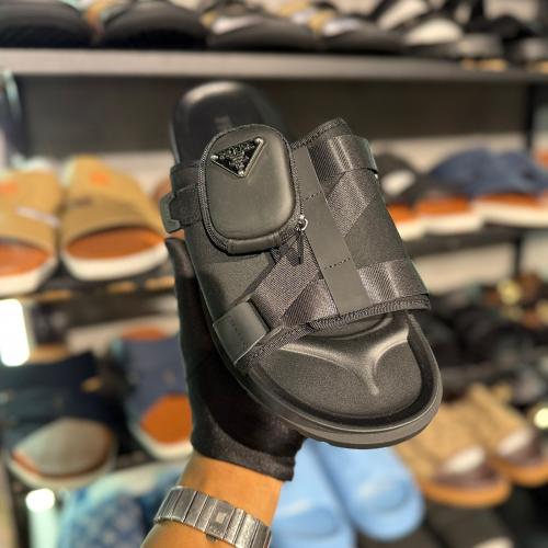 صندل برادا رجالي ماستر