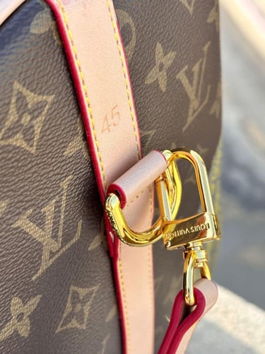 شنطه هاند باق رجالي نسائي