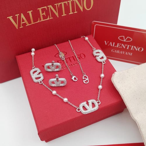 طقم فلنتينو سلسال وحلق لول