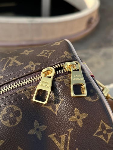 شنطه هاند باق رجالي نسائي