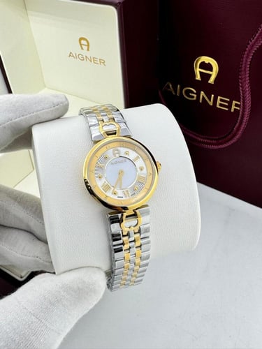 ساعه اقنر نسائي