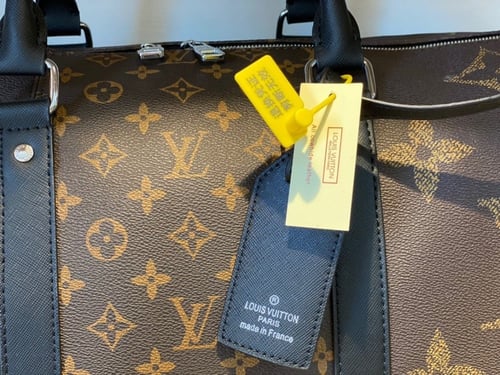 شنطه لويس فيتون LV هاند باق رجالي نسائي