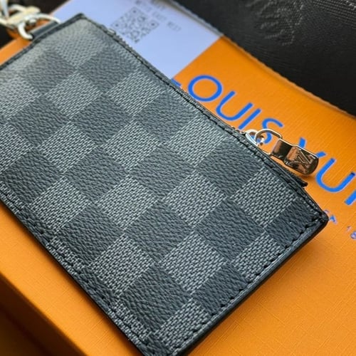 شنطه لويس فيتون كتف قطعتين اسود مربعات