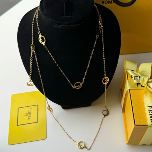 طقم فندي سلسال وحلق طويل