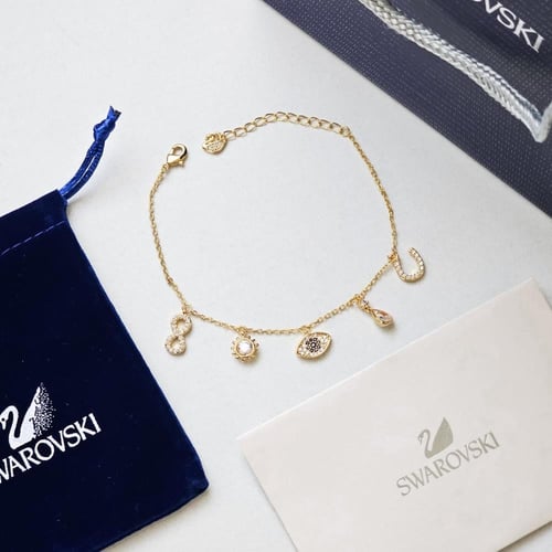 اسواره سوارفسكي