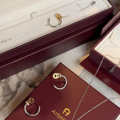 طقم اقنر سلسال وأسواره