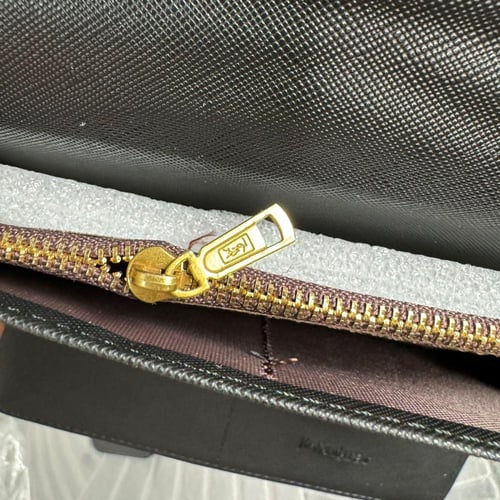 محفضه نسائيه اسود