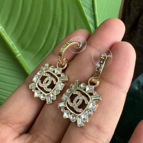 حلق شانيل ذهبي ماستر كولتي