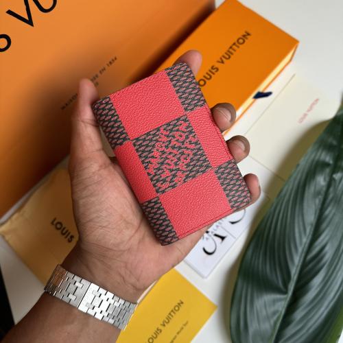 محفضه لويس فيتون بطايق ماستر