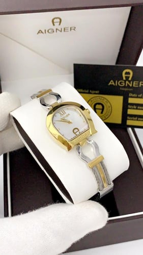 ساعه اقنر نسائي