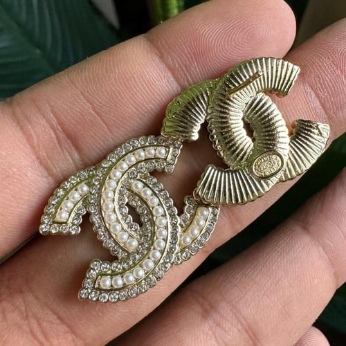 حلق شانيل ذهبي ماستر كولتي