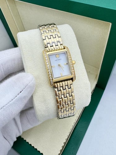 ساعه توري بورش نسائي