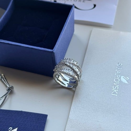 خاتم سواروفسكي فضي