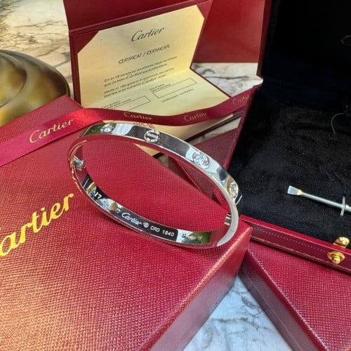 سوارة واقفة فضيه مع مفك بمقاس وسط