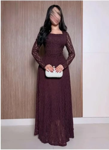 فستان دانتيل فخم