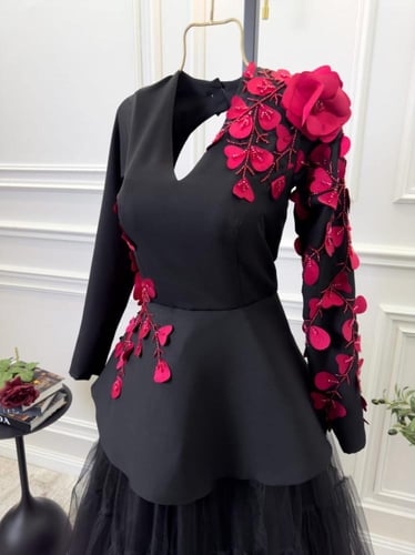 فستان الفخامه بلونين اسود - احمر