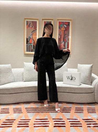 جمبسوت العيد اسود — ابيض