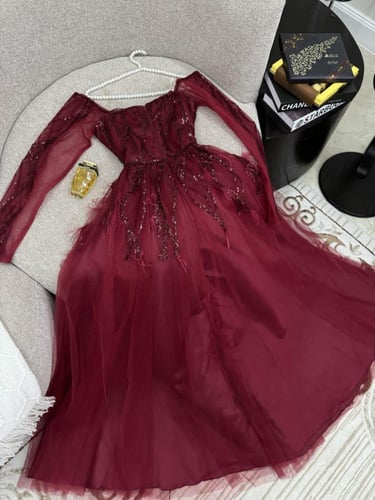 فستان الاناقه وصل باربع الوان مختلفه دبل كلوش