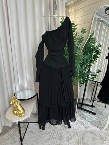 فستان العيد اسود - احمر ميد