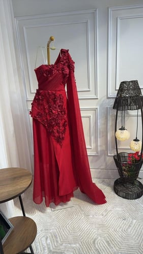 فستان لونين اسود و احمر رهيب