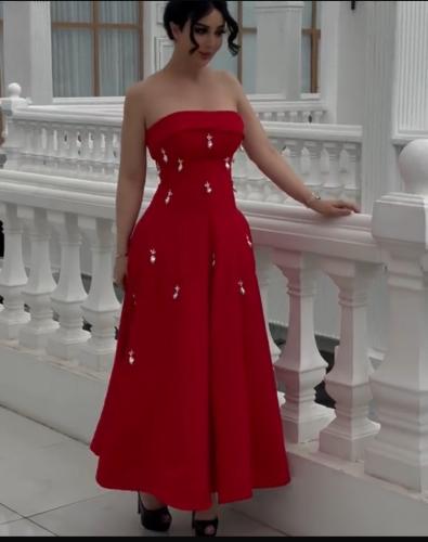 فستان الترند احمر