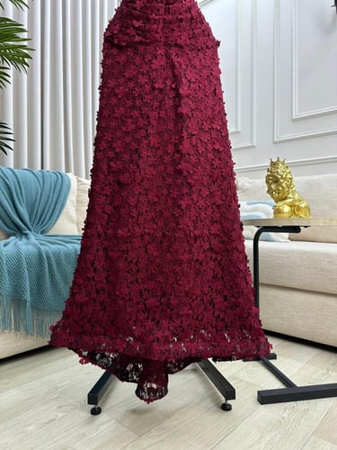 فستان سهرة خمري مميز