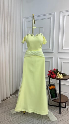 فستان سهرة اصفر فخم