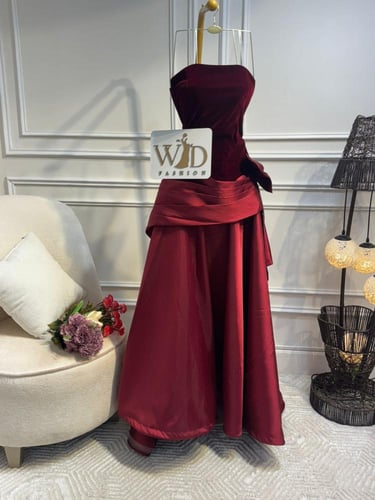 فستان جوخ دبل كلوش